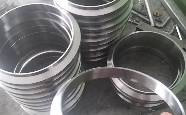 Tiện CNC inox 304