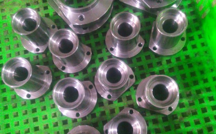 Tiện CNC cầu inox 304